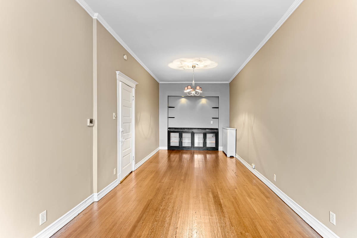6836 S Michigan Avenue Property Photo 9