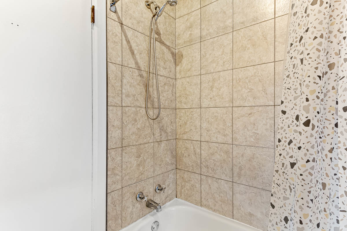 6836 S Michigan Avenue Property Photo 20