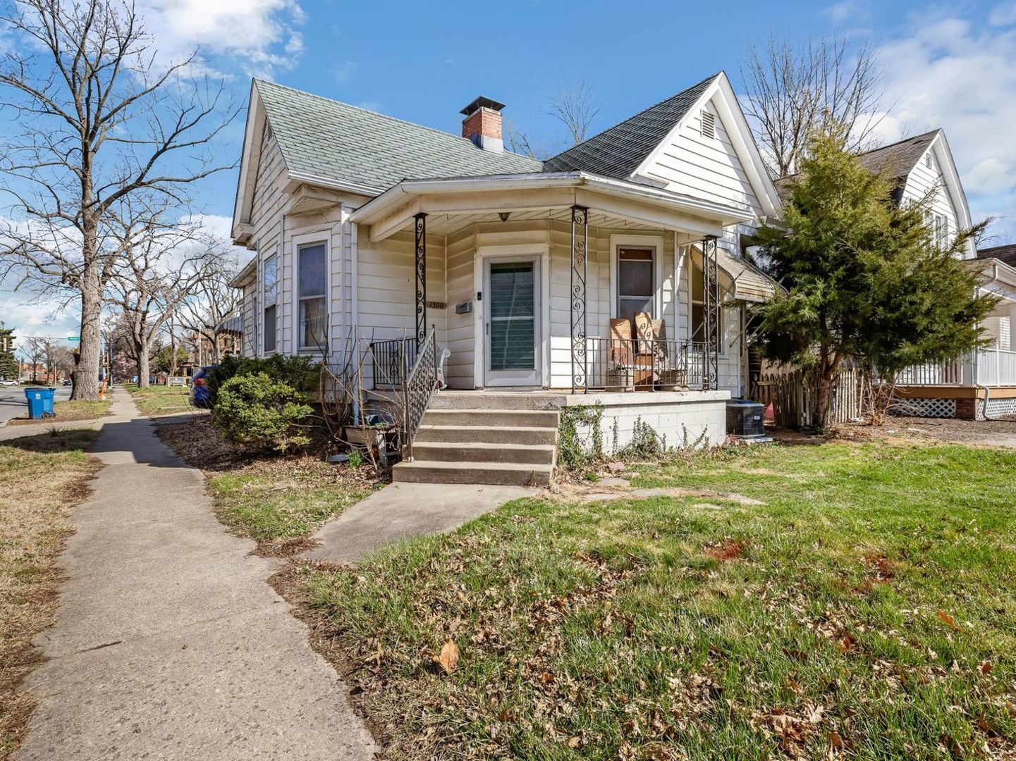 1300 S Walnut Street Property Photo