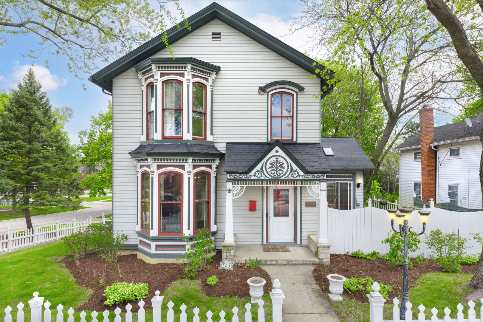 203 High Street Property Photo 1
