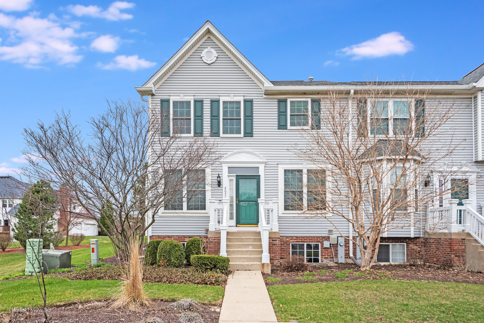 2047 Swan Lane Property Photo