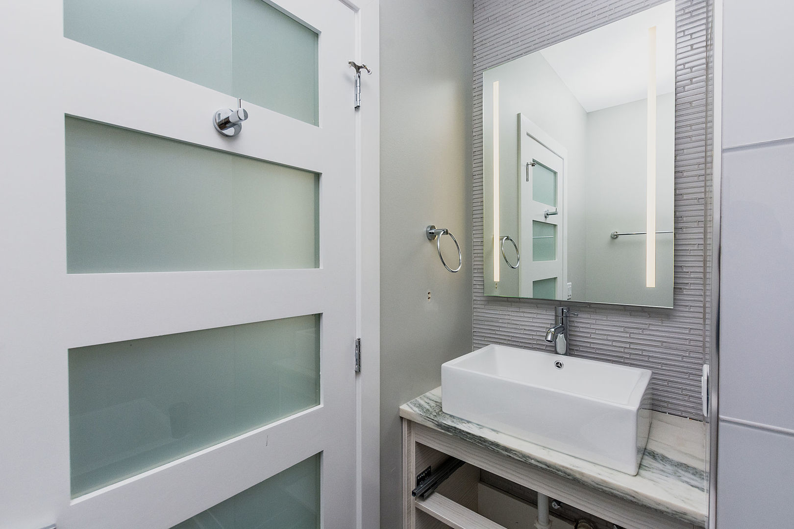 2450 W Chicago Avenue Property Photo 8