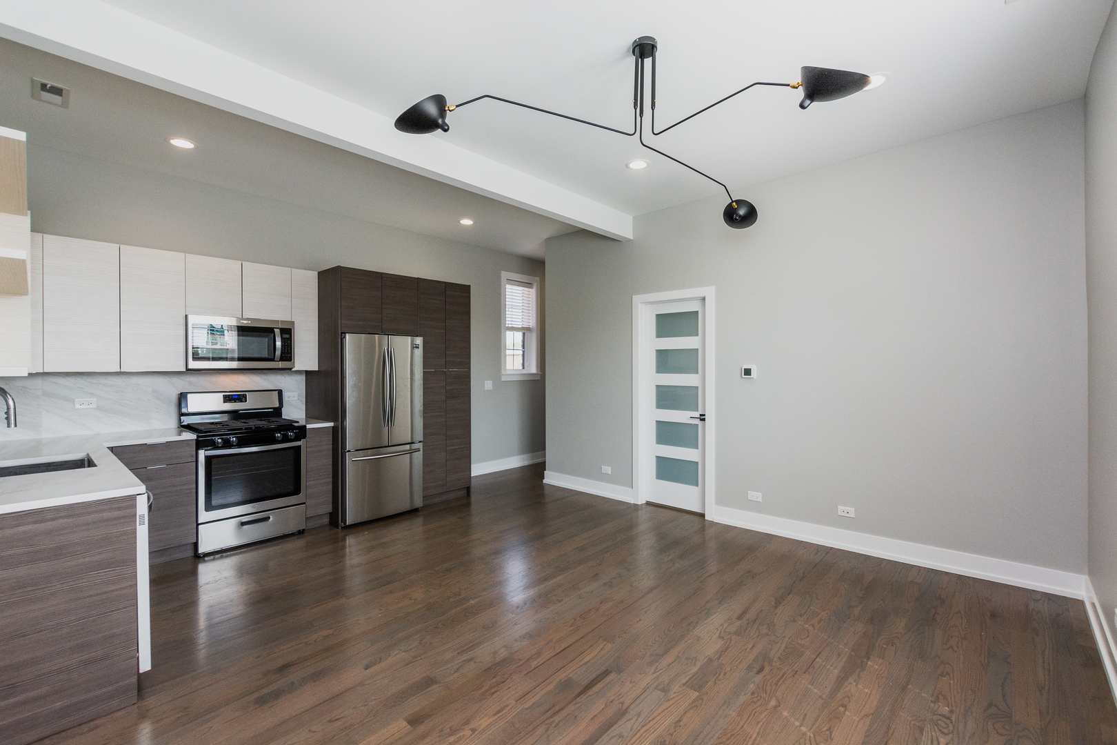 2450 W Chicago Avenue Property Photo 29
