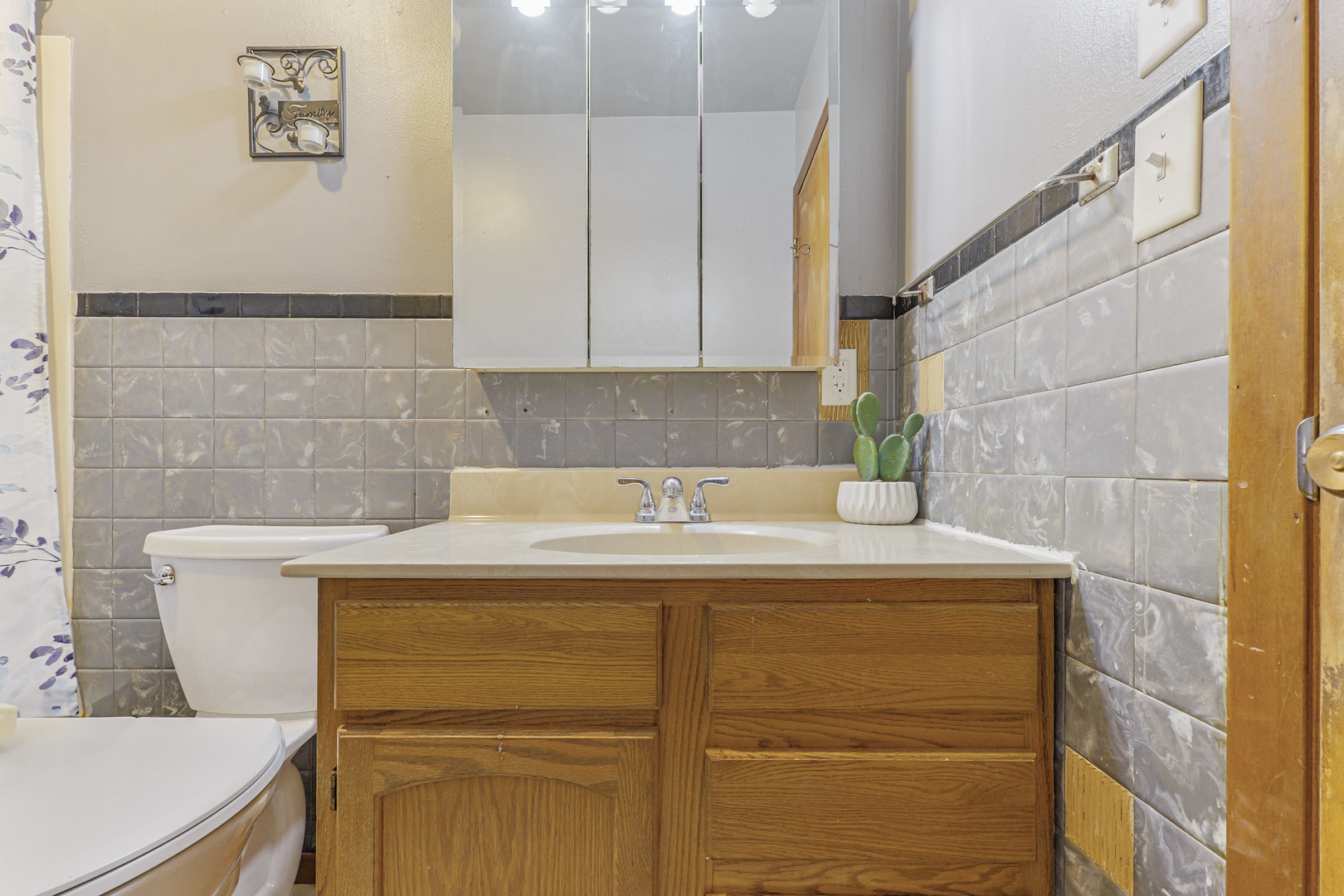 900 Avenue B Property Photo 11