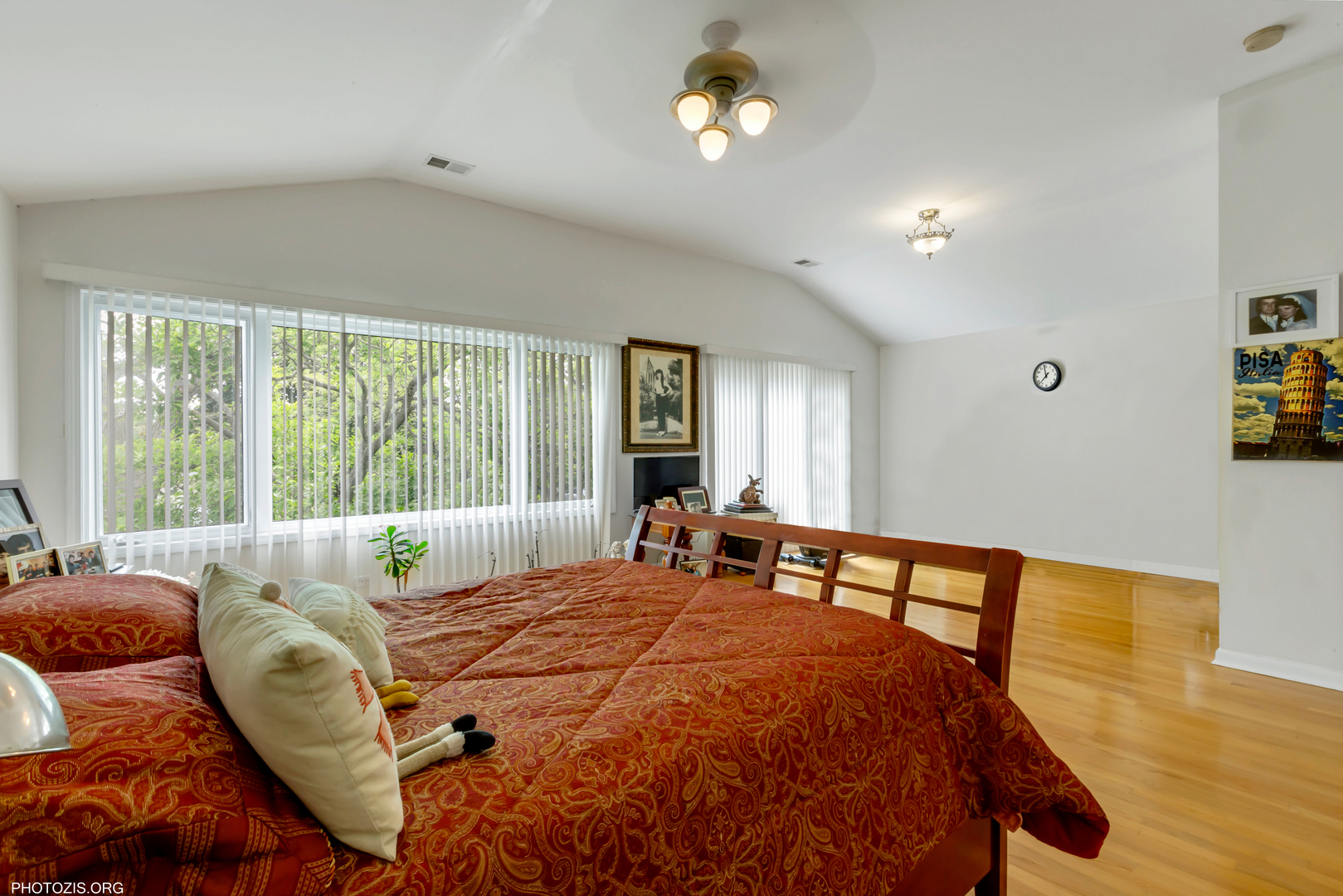 8936 N Elmore Street Property Photo 7