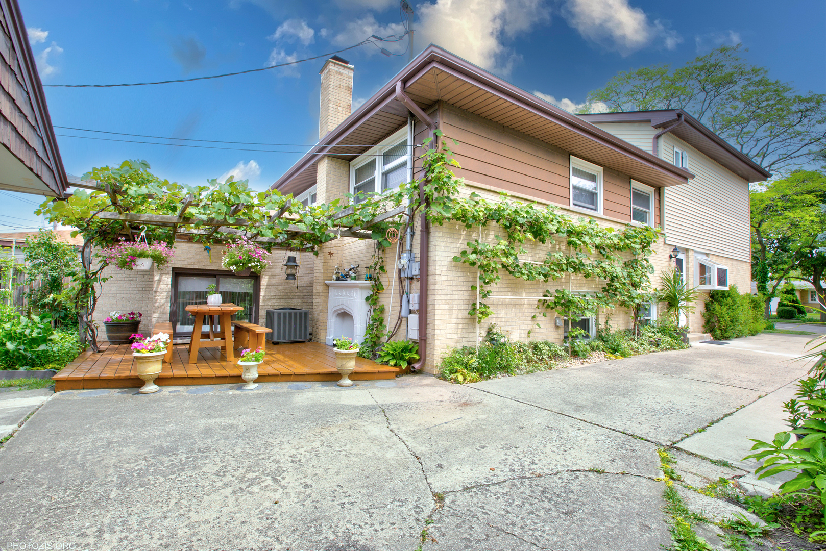 8936 N Elmore Street Property Photo 20