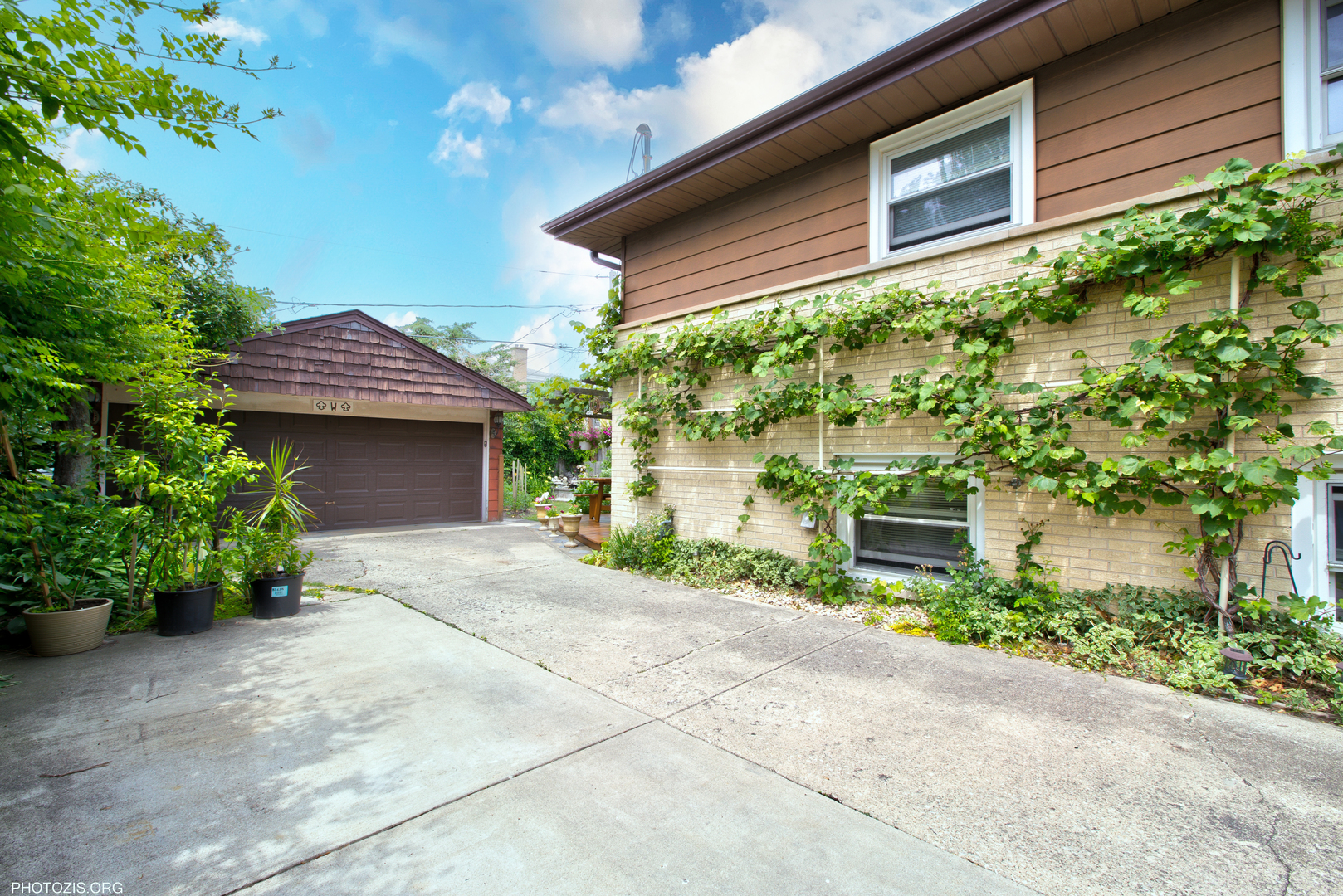 8936 N Elmore Street Property Photo 23