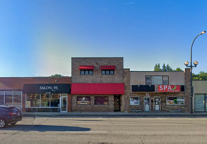 4921 W 95th Street Property Photo 1