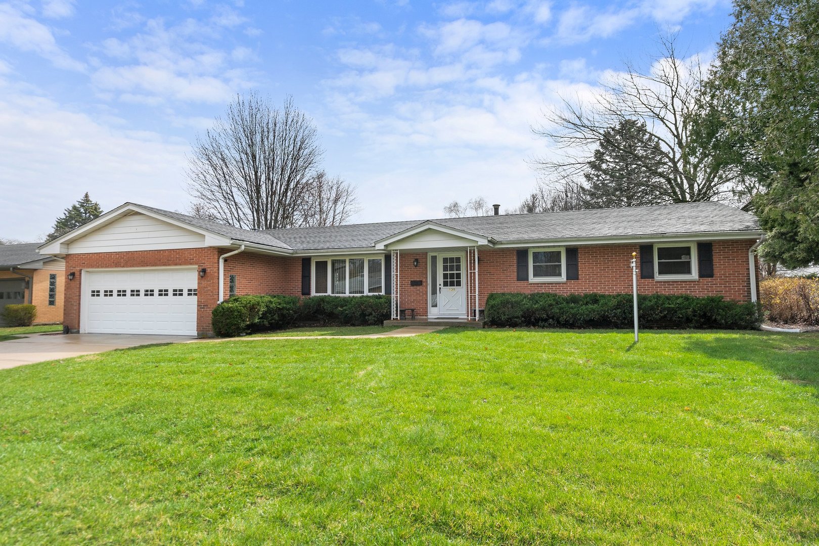 120 Ridge Drive Property Photo 1