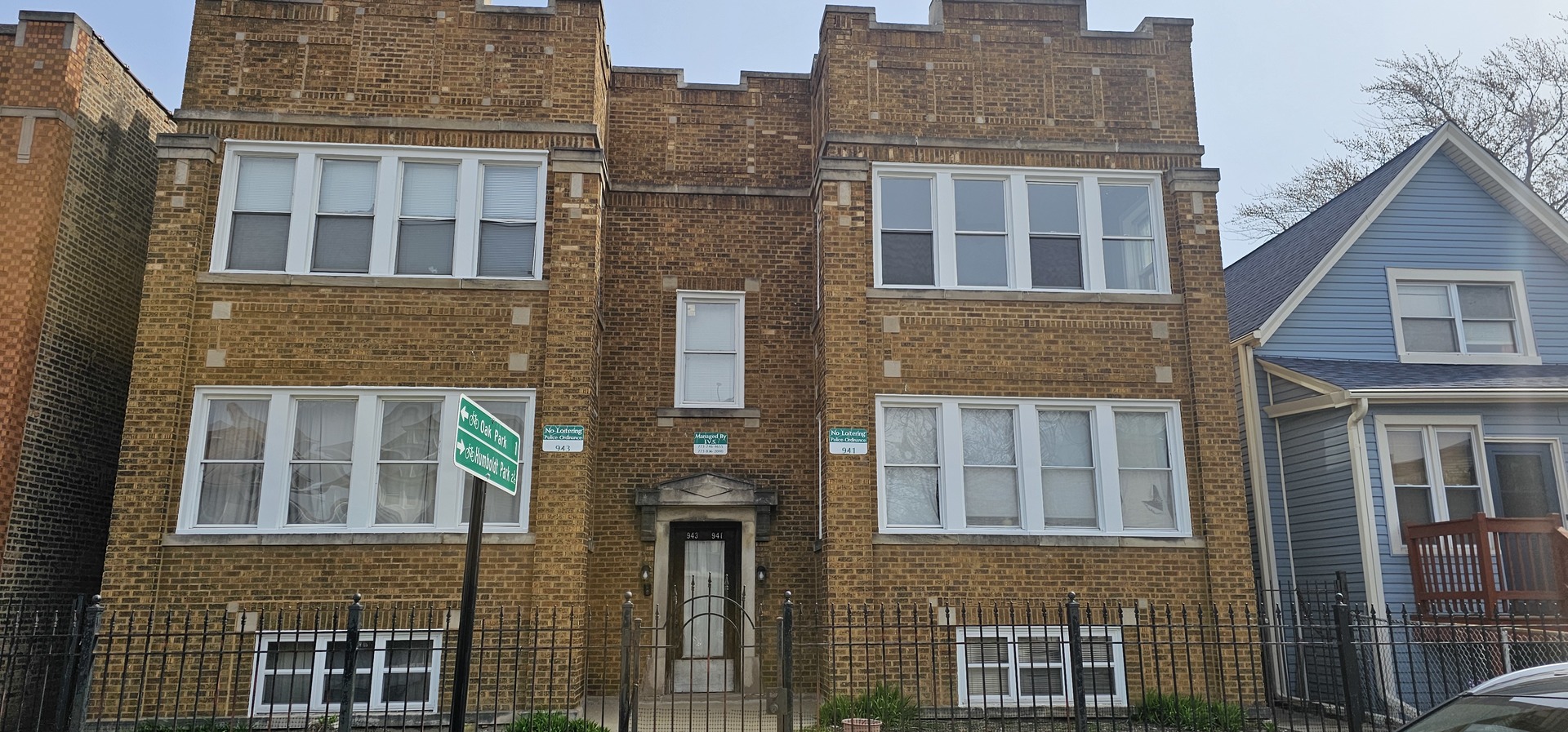 941-943 N Laramie Avenue Property Photo