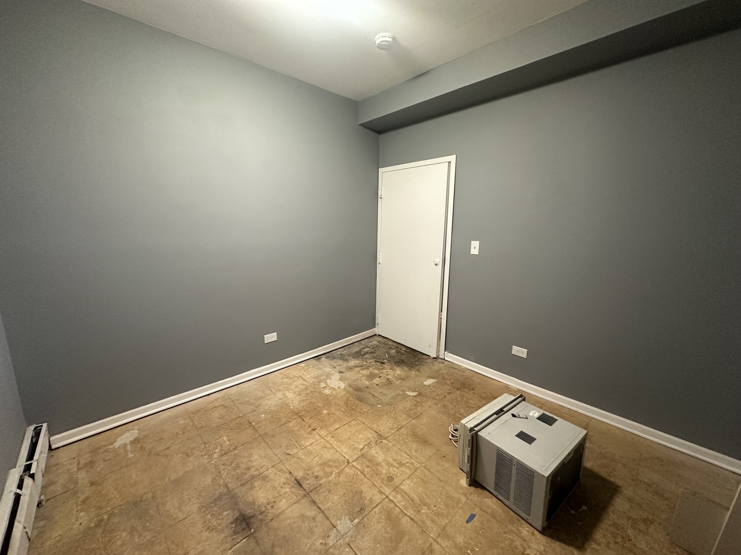 1409 S Harlem Avenue Property Photo 9