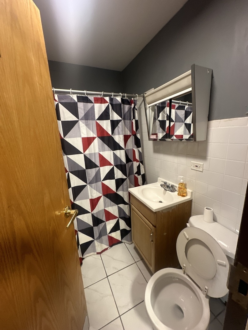 1409 S Harlem Avenue Property Photo 20