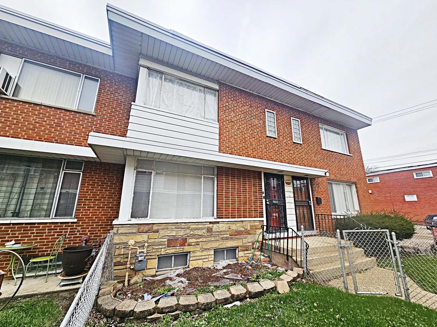 5024 W Van Buren Street D Property Photo 1