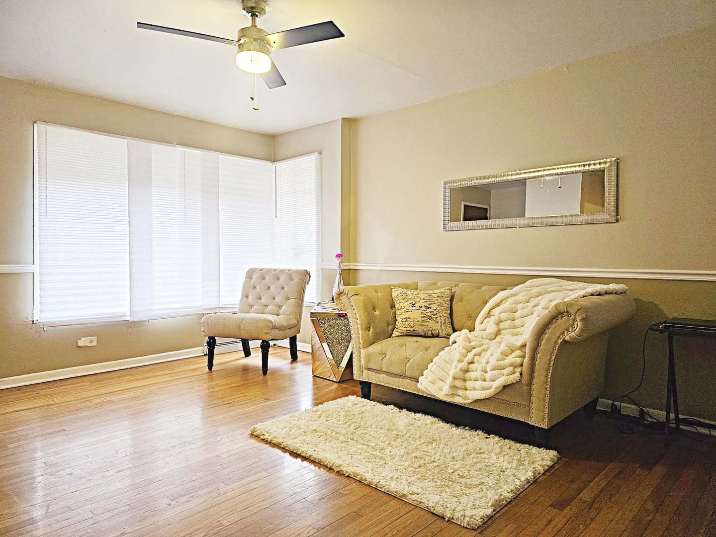 5024 W Van Buren Street D Property Photo 3