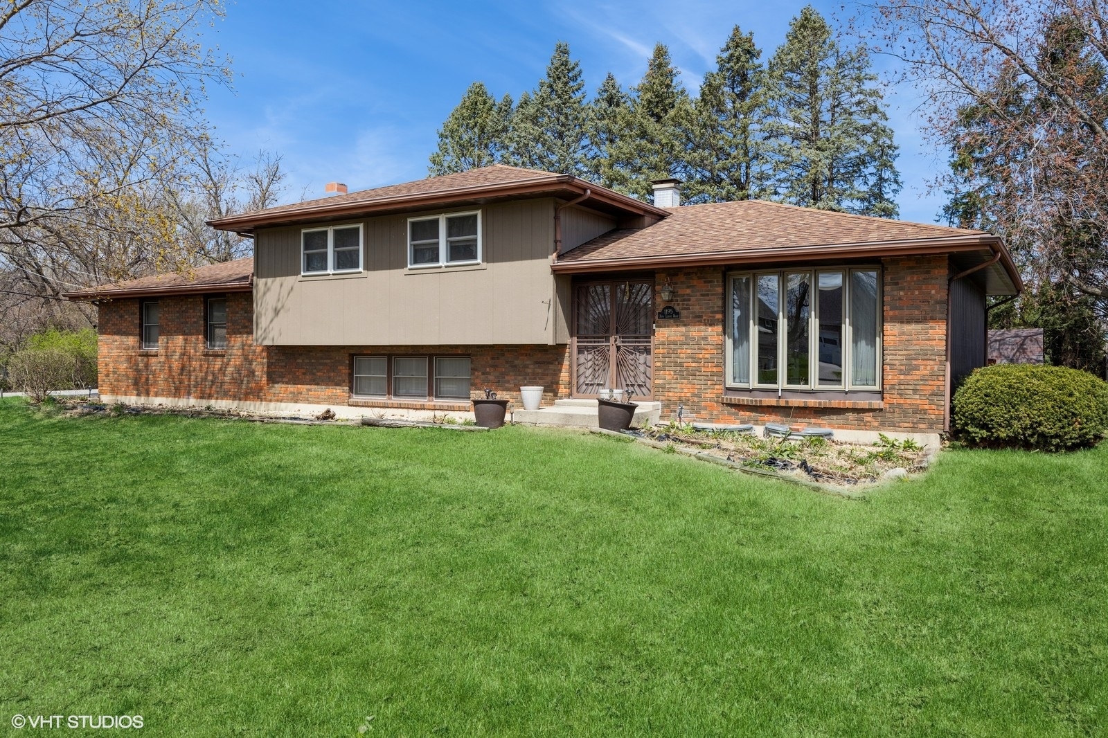 1195 New Lenox Road Property Photo