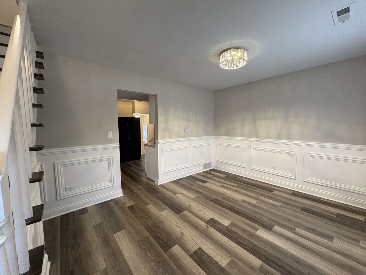 506 Engle Street Property Photo 2