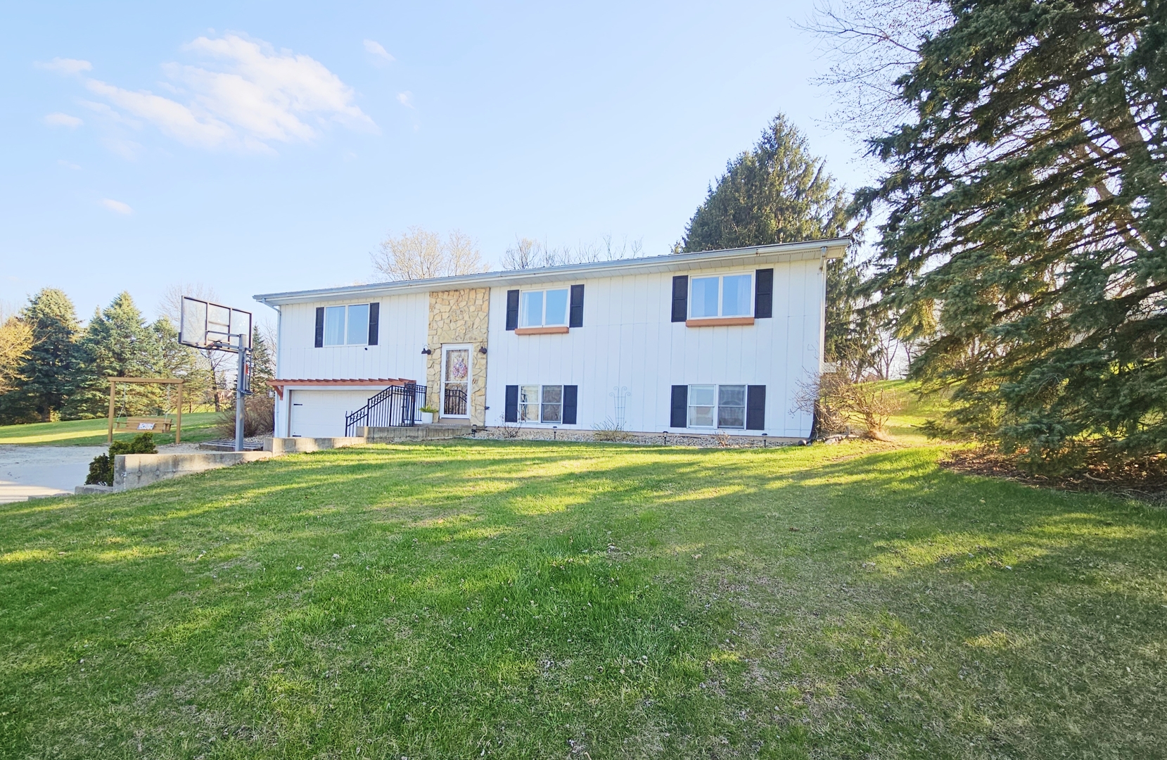 13831 Prairie Center Road Property Photo