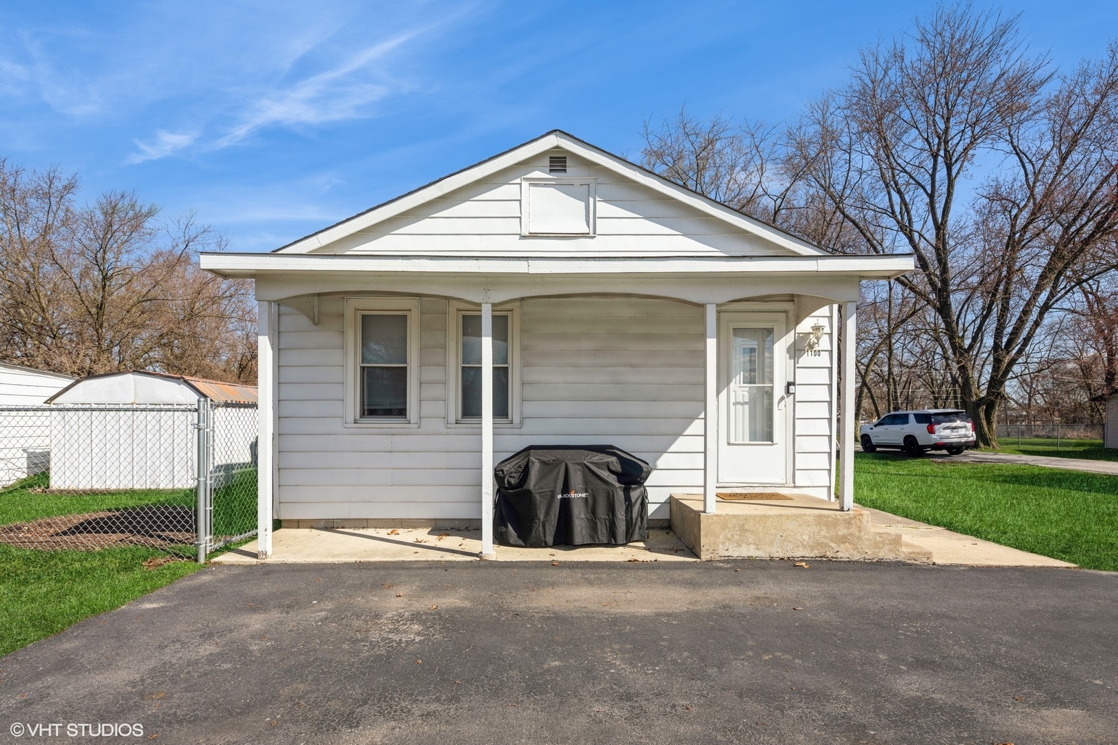1100 175th Street Property Photo