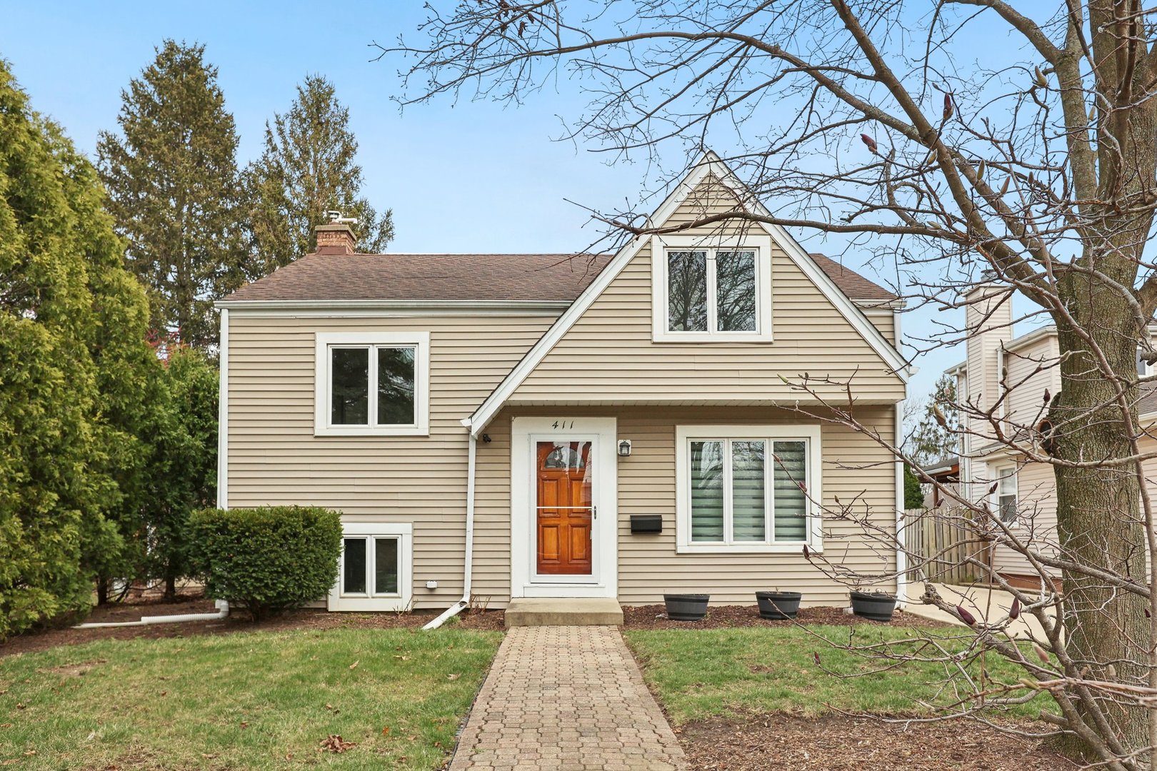 411 S Michigan Avenue Property Photo