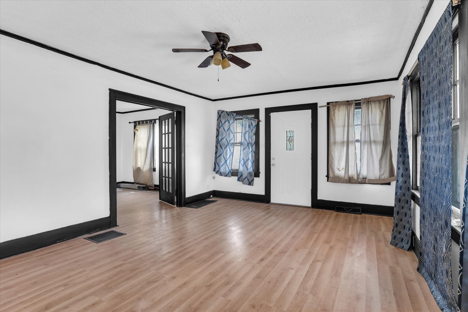 1504 N Monroe Street Property Photo 8