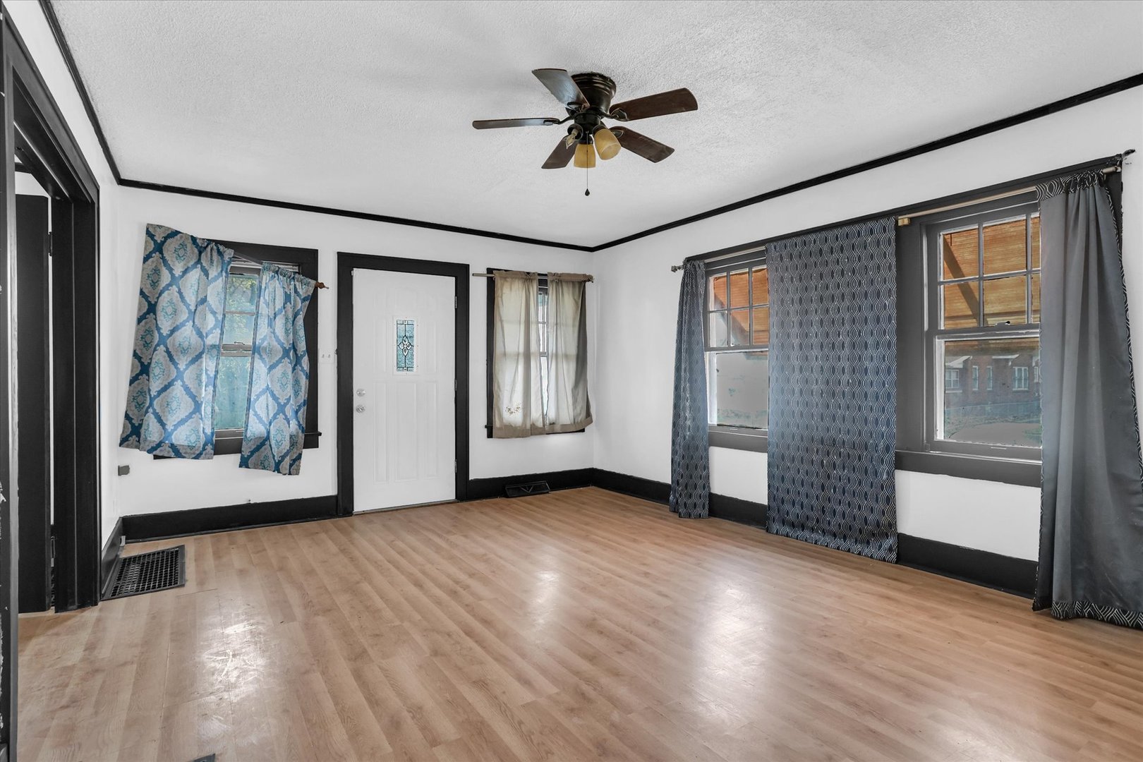 1504 N Monroe Street Property Photo 9