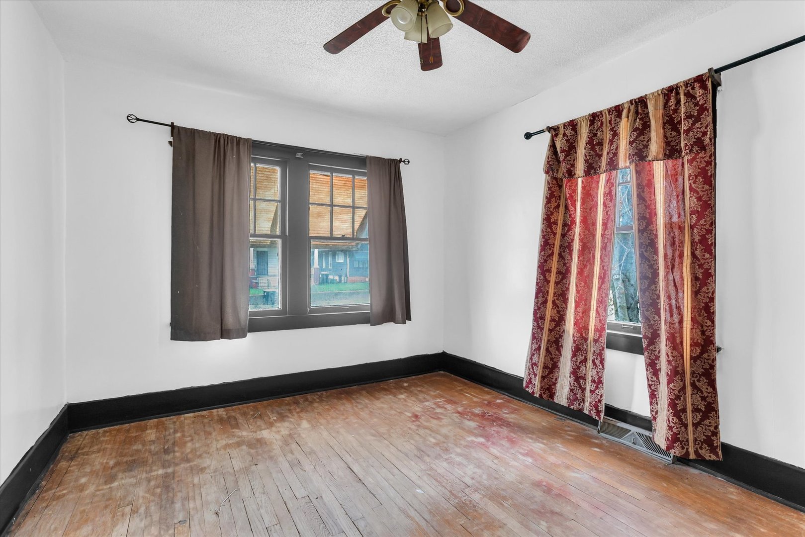 1504 N Monroe Street Property Photo 11