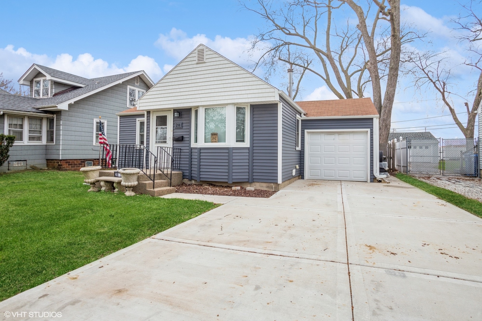 28 S Illinois Avenue Property Photo
