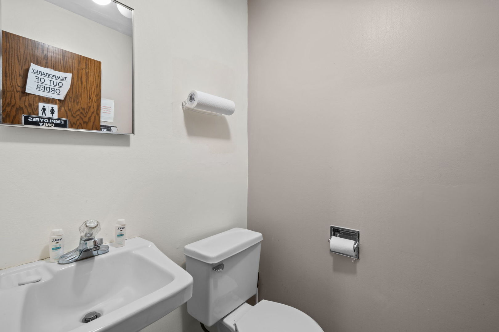 7107 W Belmont Avenue 1w Property Photo 11
