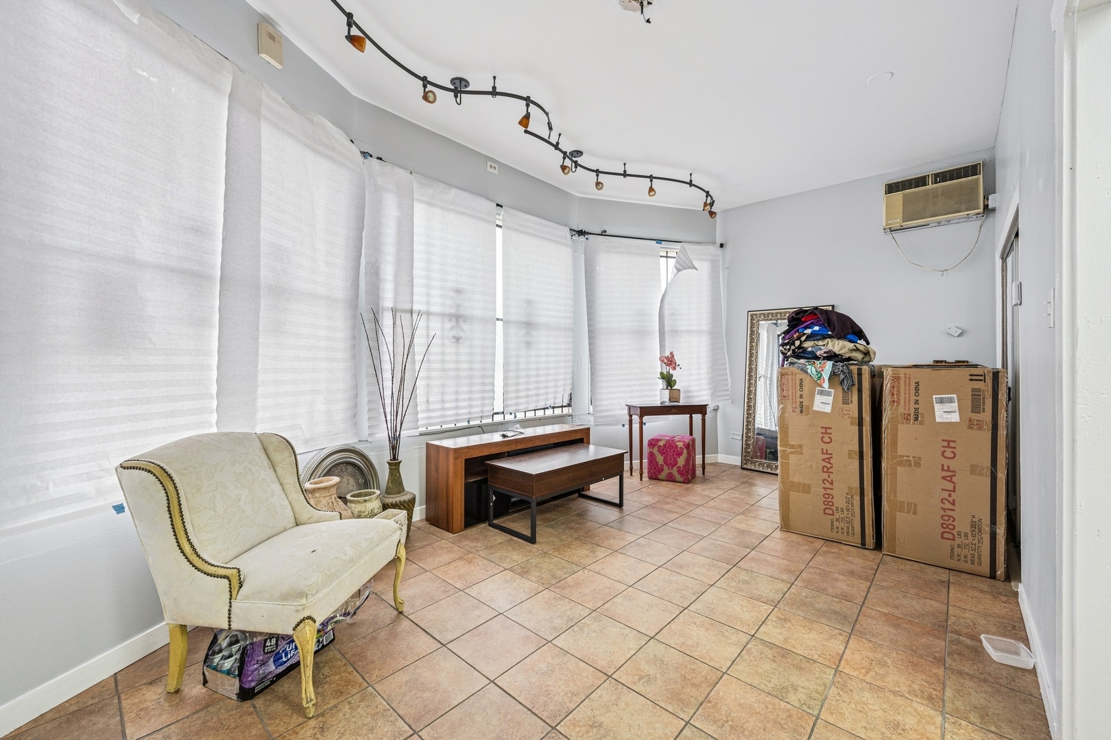 915 Burnham Avenue Property Photo 22