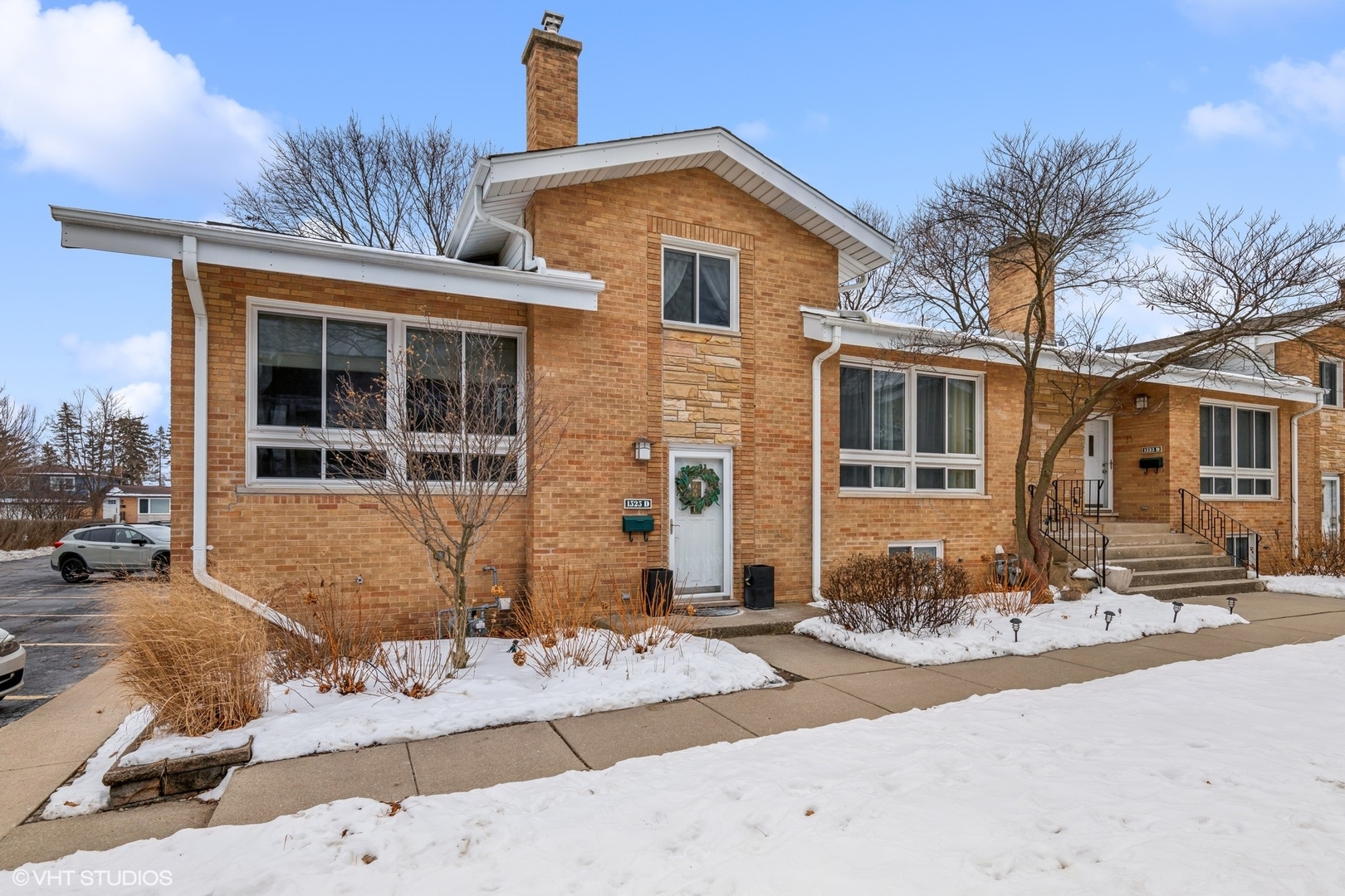1525 N Arlington Heights Road D Property Photo 1