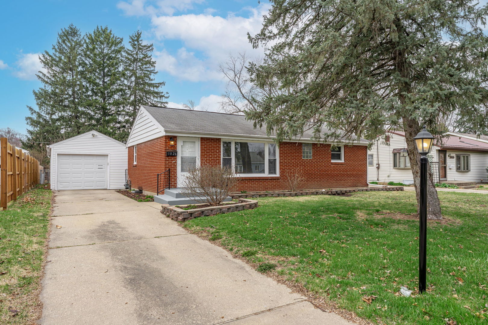 1026 S Saxby Avenue Property Photo
