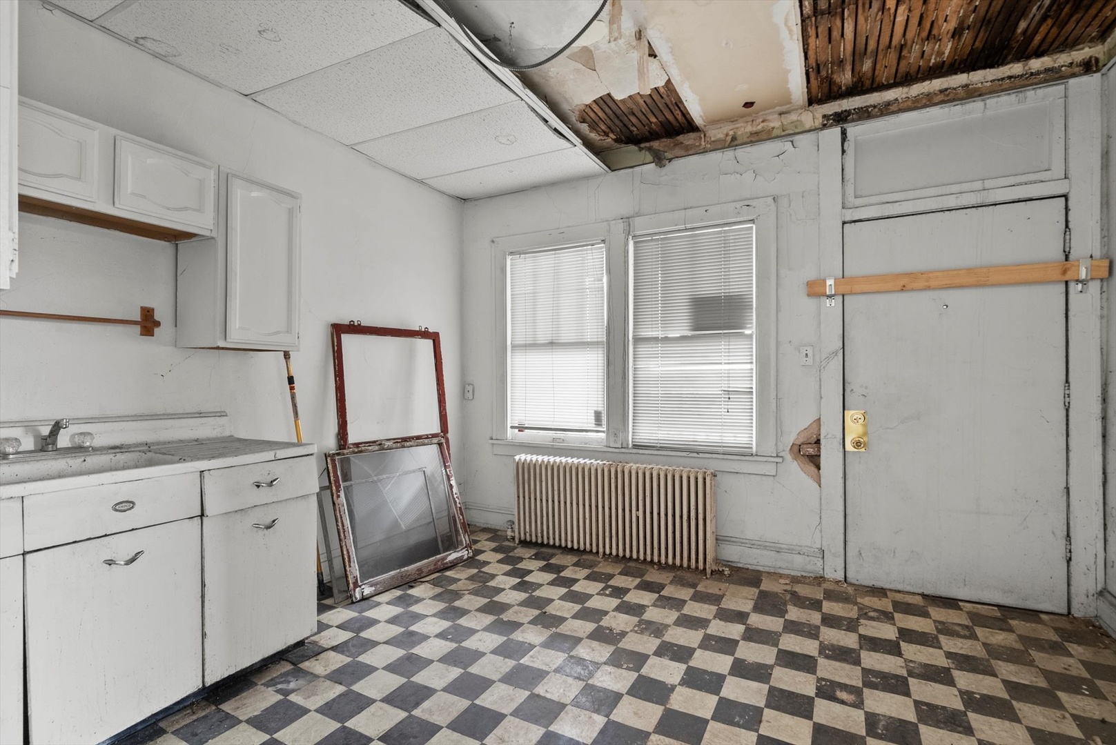 44 156th Street Property Photo 25