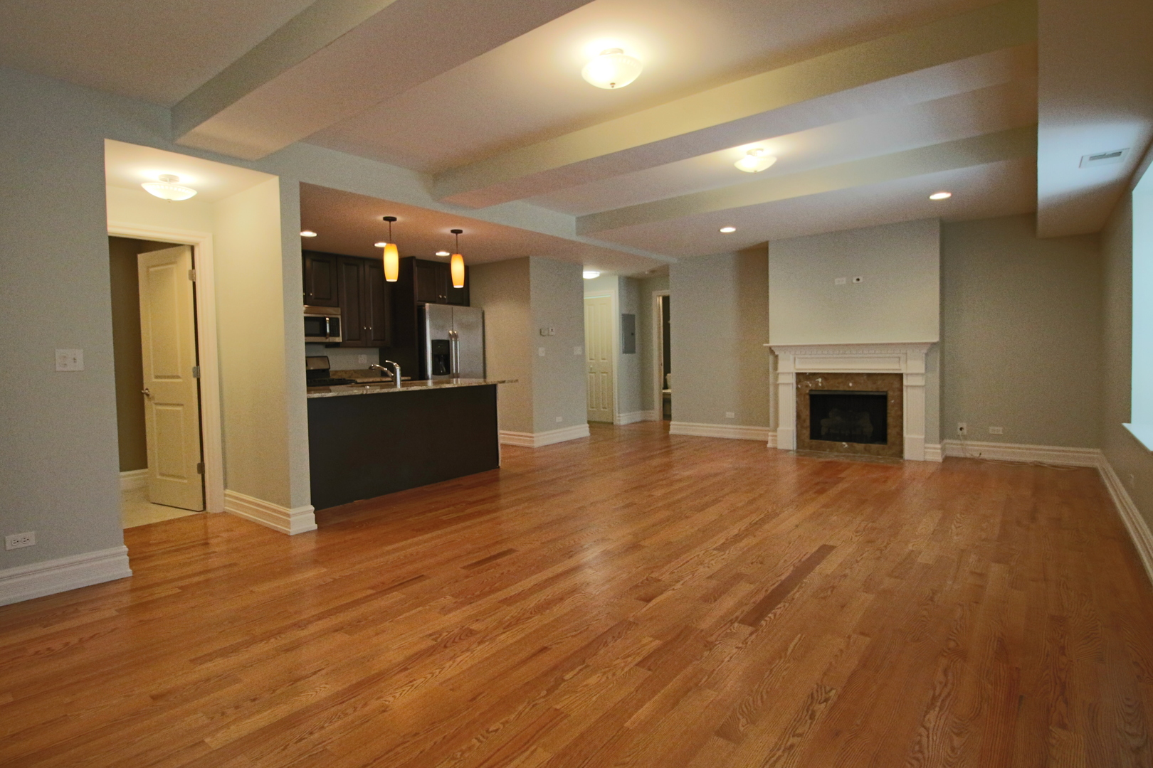 1470 W Carmen Avenue 103 Property Photo 5