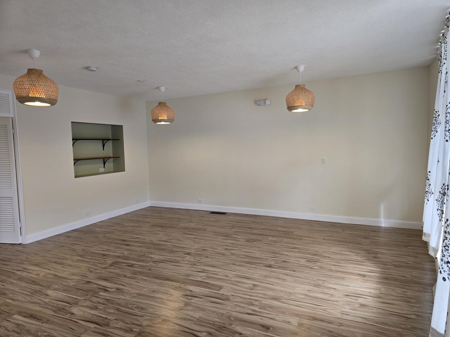 8348 Lincoln Avenue Property Photo 6