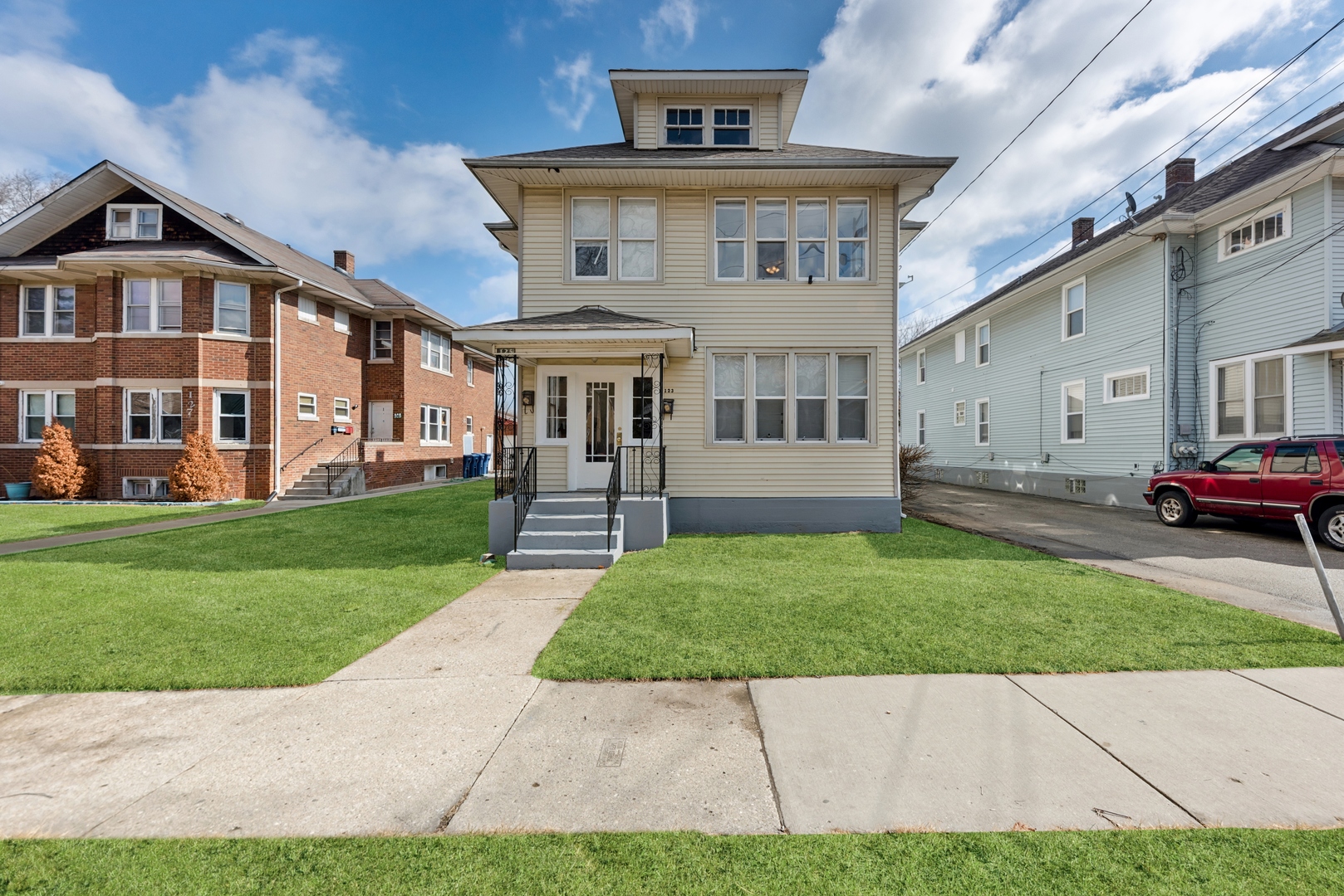 123 Philippa Avenue Property Photo