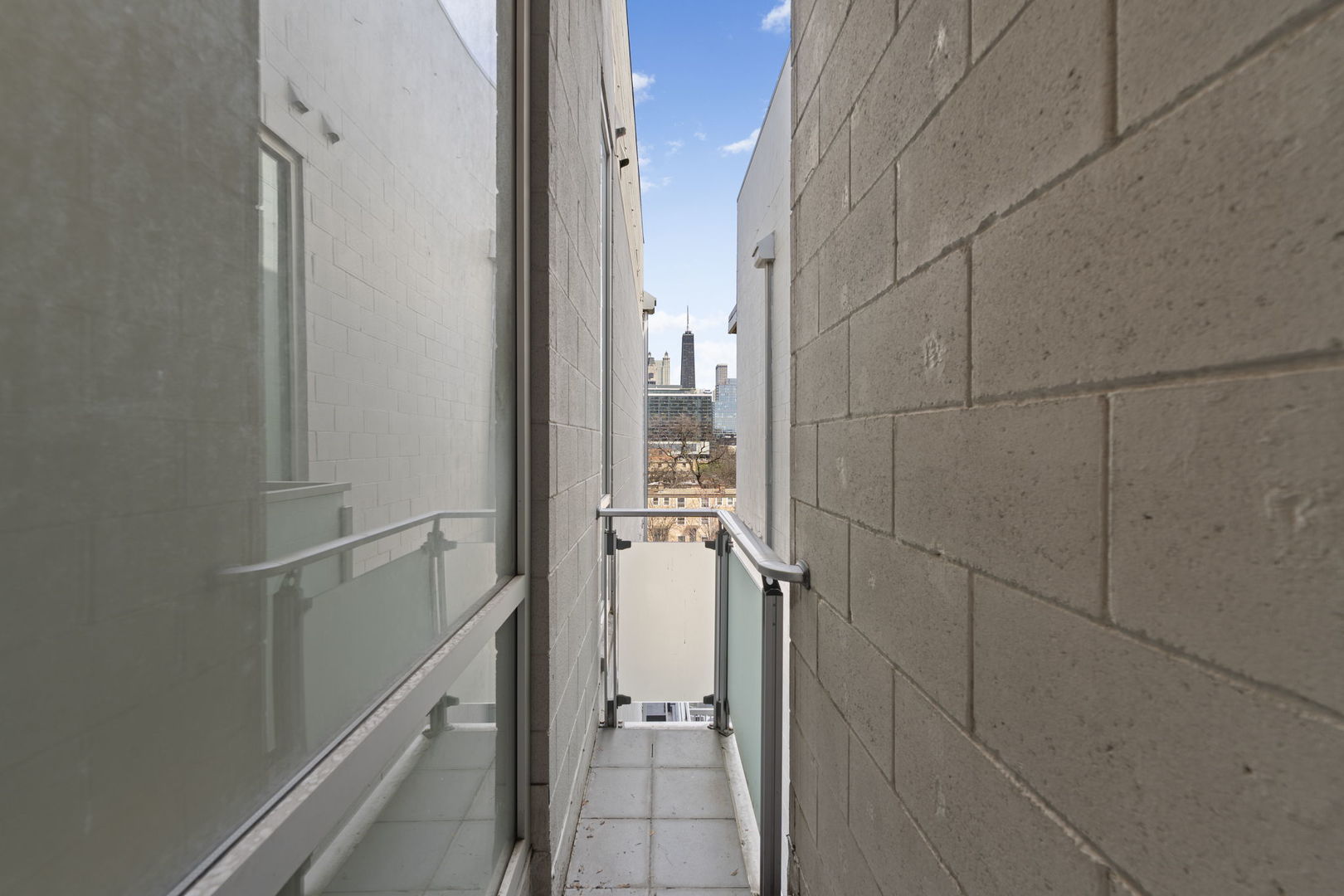 925 N Larrabee Street 4s Property Photo 34