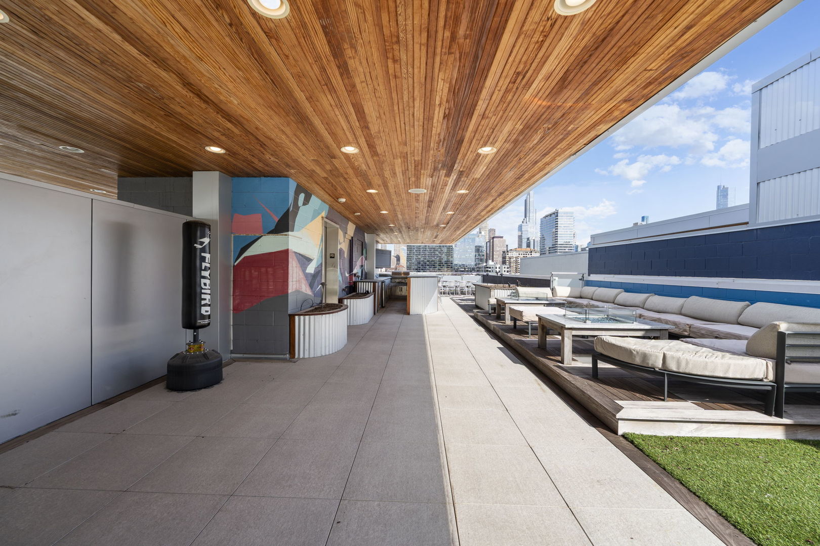 925 N Larrabee Street 4s Property Photo 39