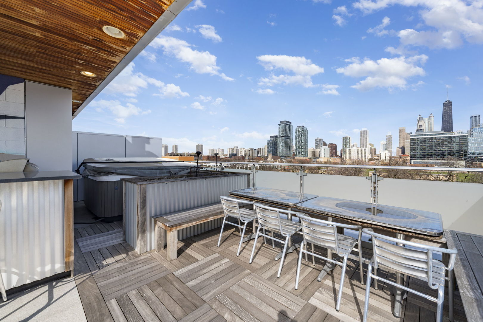 925 N Larrabee Street 4s Property Photo 43