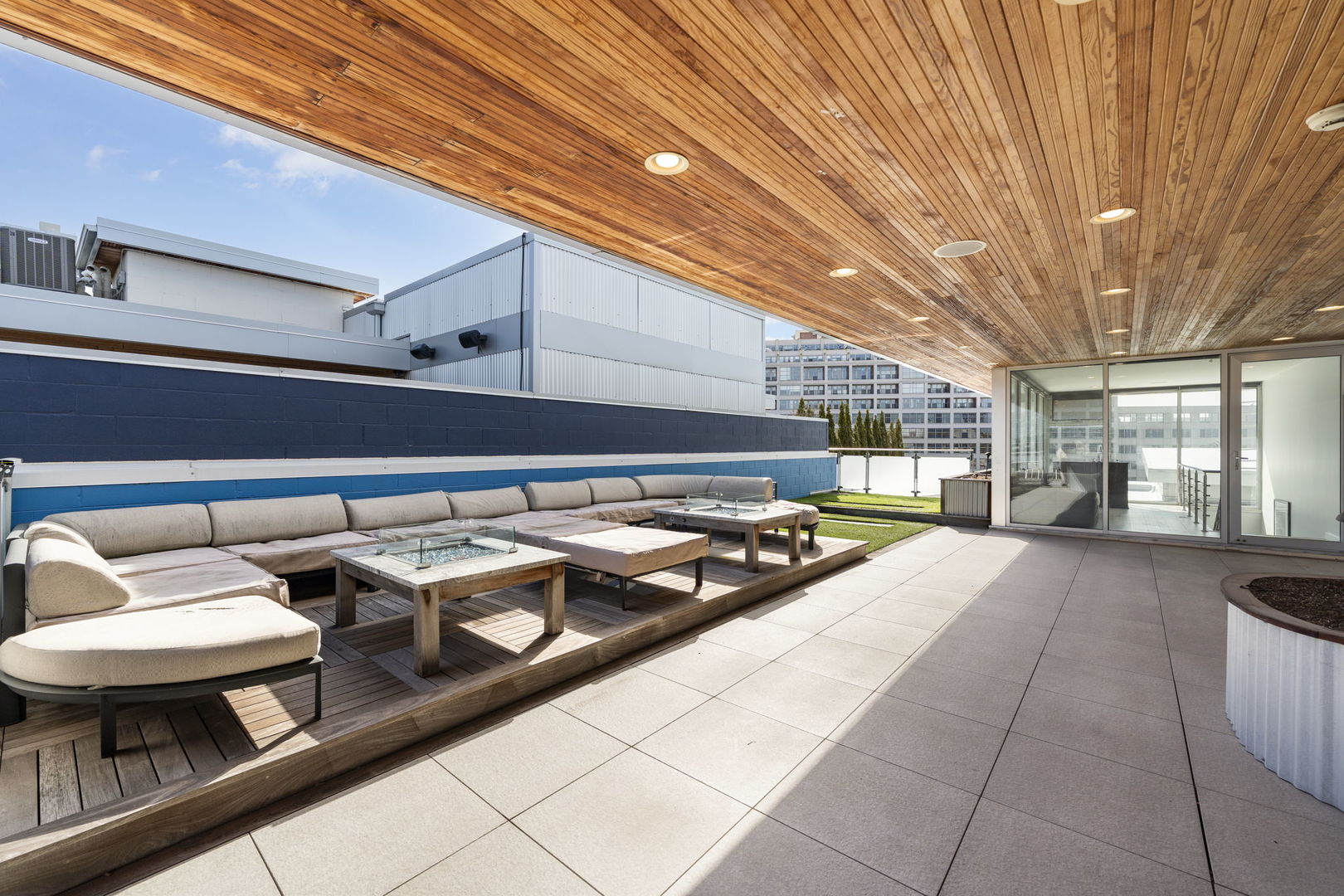 925 N Larrabee Street 4s Property Photo 45