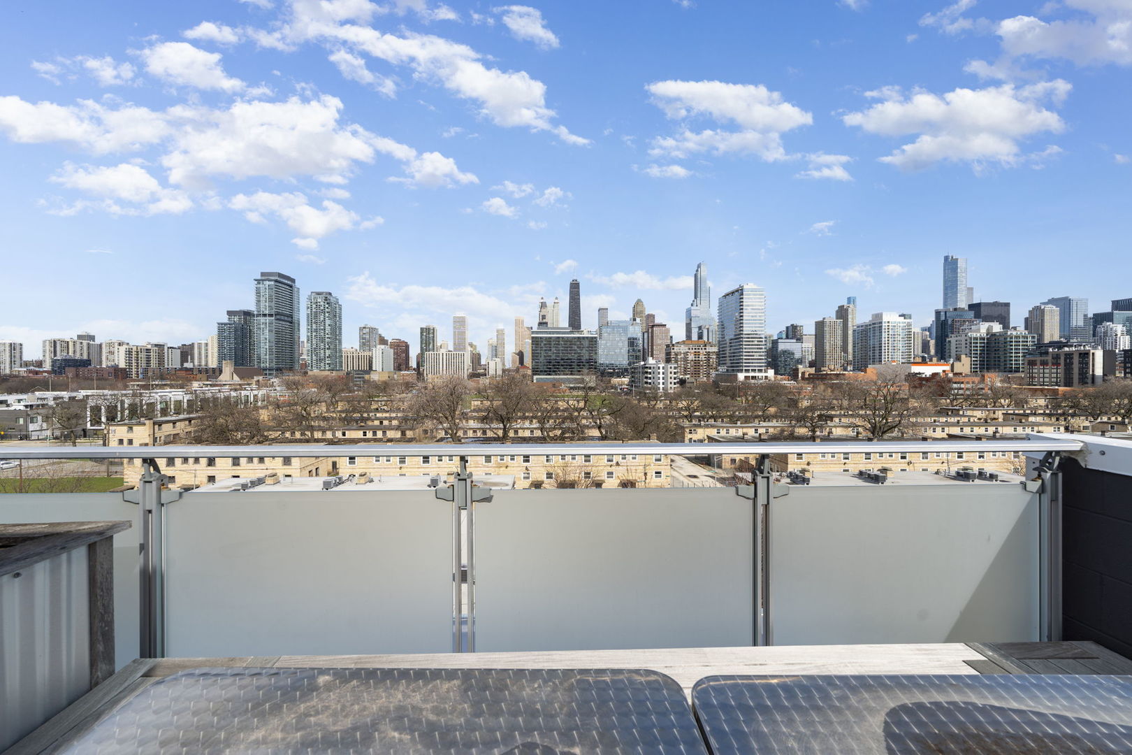 925 N Larrabee Street 4s Property Photo 47