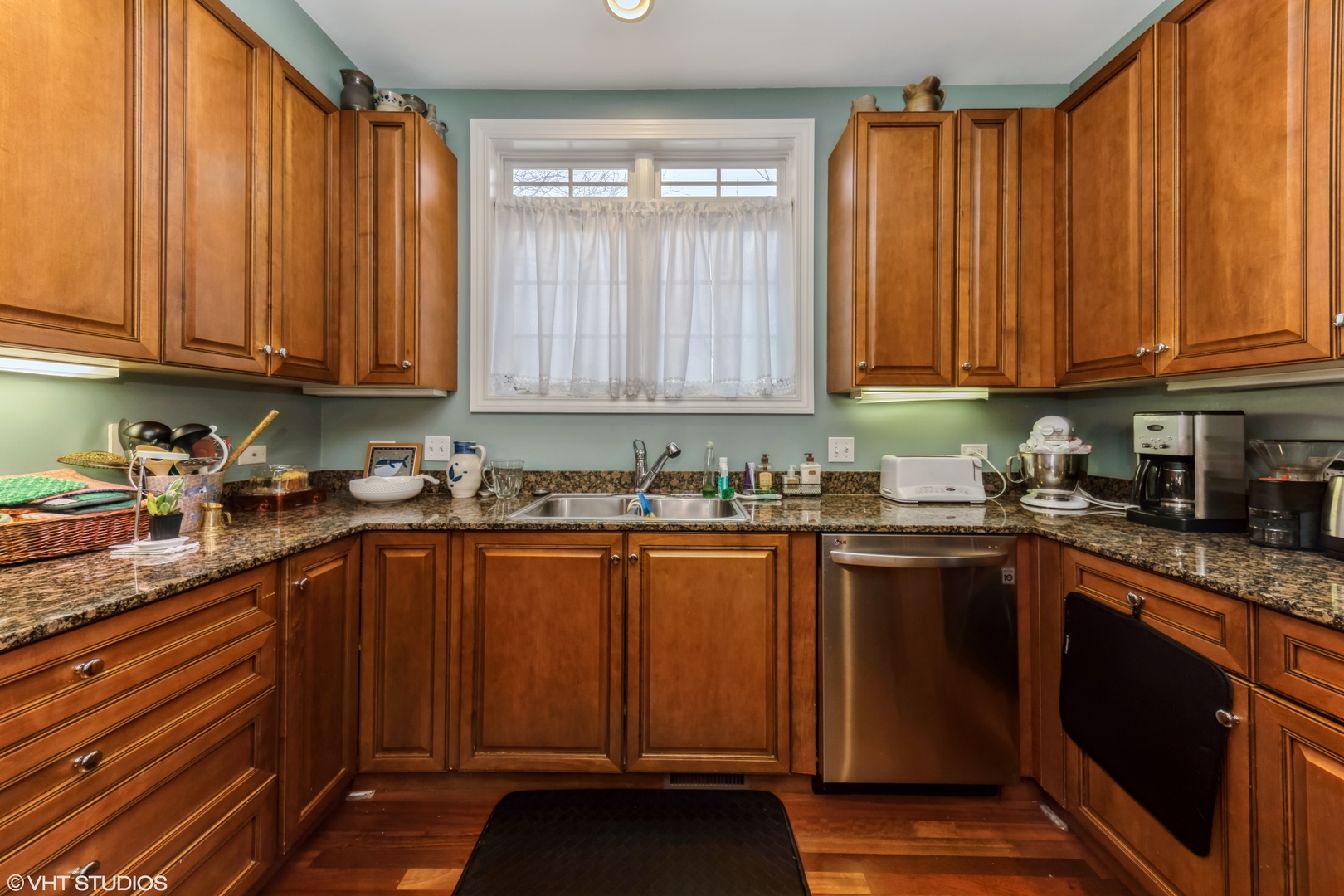 1802 Riverwoods Drive Property Photo 8