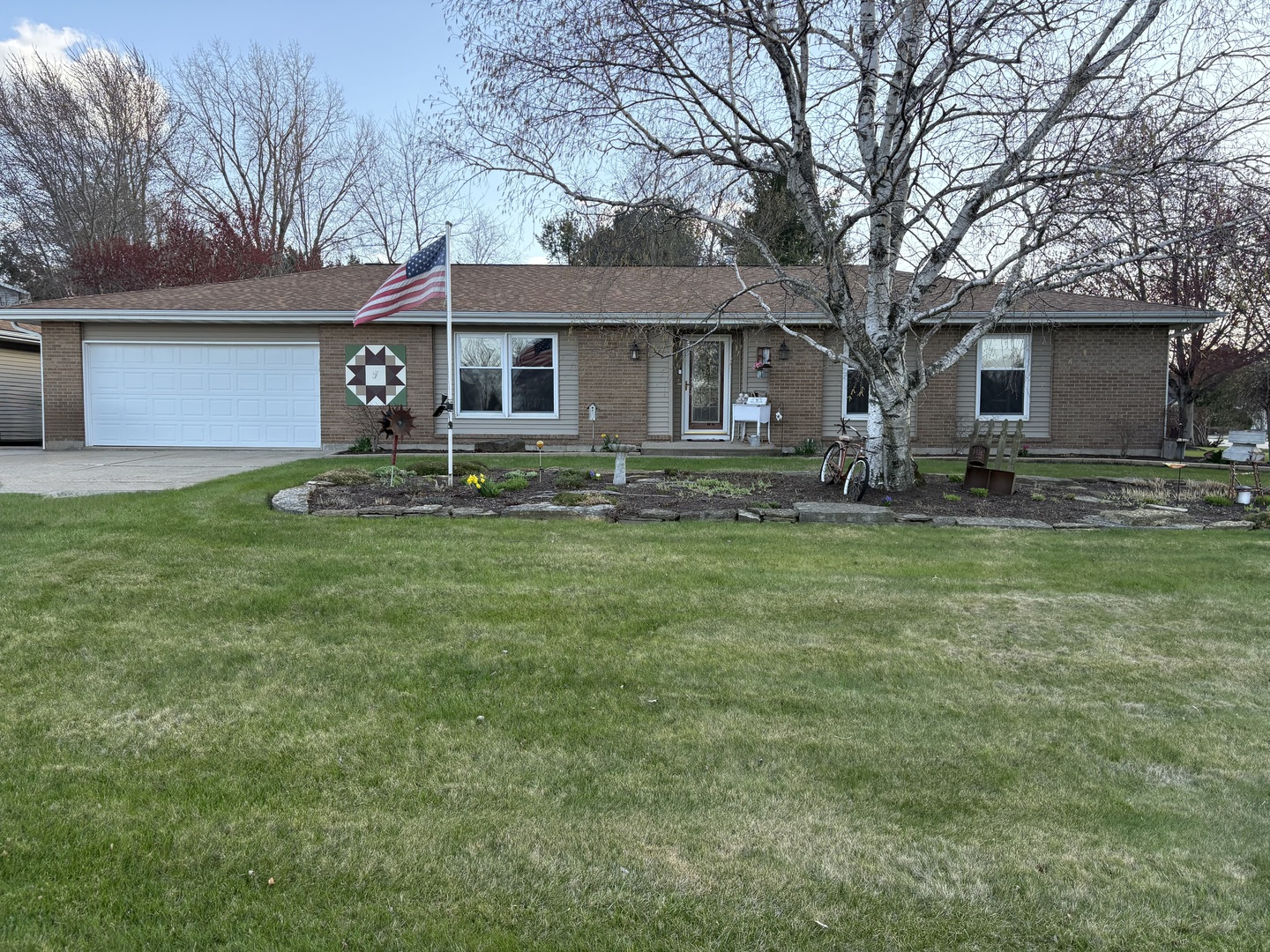 5212 S Millpond Road Property Photo