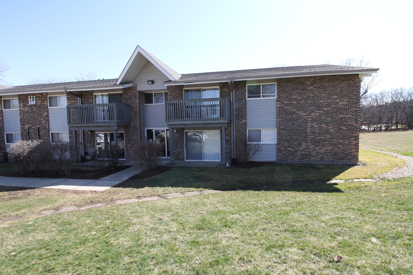 16w525 Mockingbird Lane 102 Property Photo