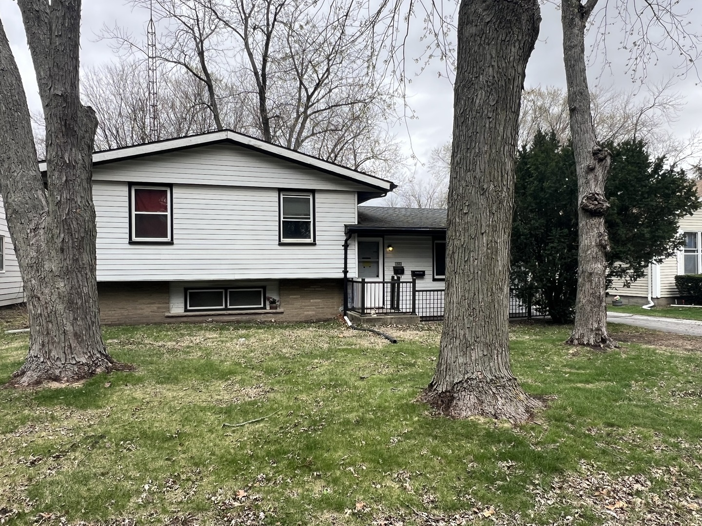 1923 E Pine Street Property Photo