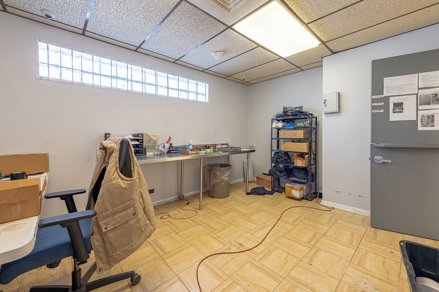 526 N Ashland Avenue Property Photo 4