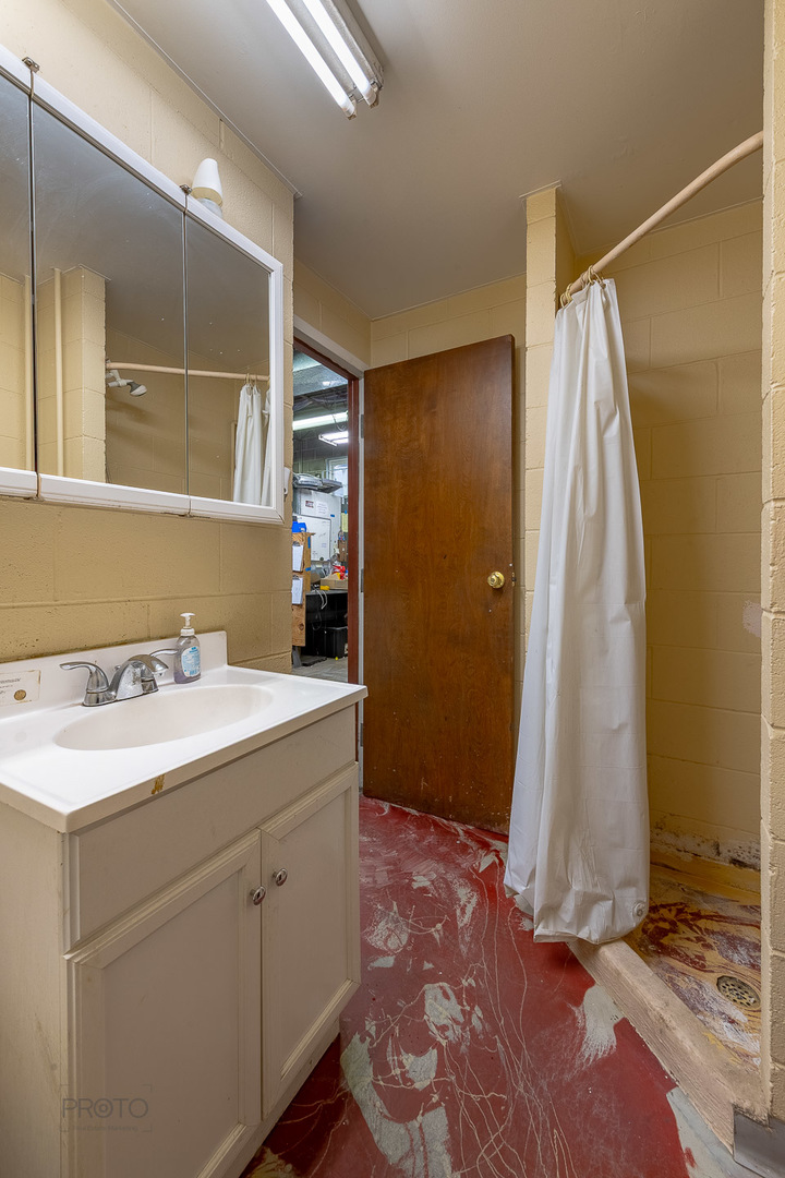 526 N Ashland Avenue Property Photo 15