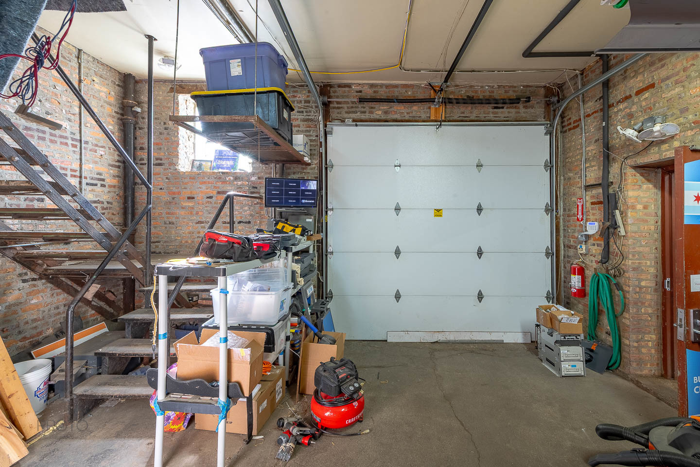526 N Ashland Avenue Property Photo 16