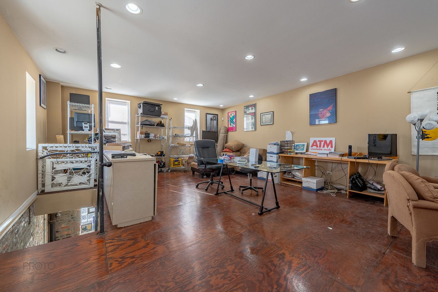 526 N Ashland Avenue Property Photo 18