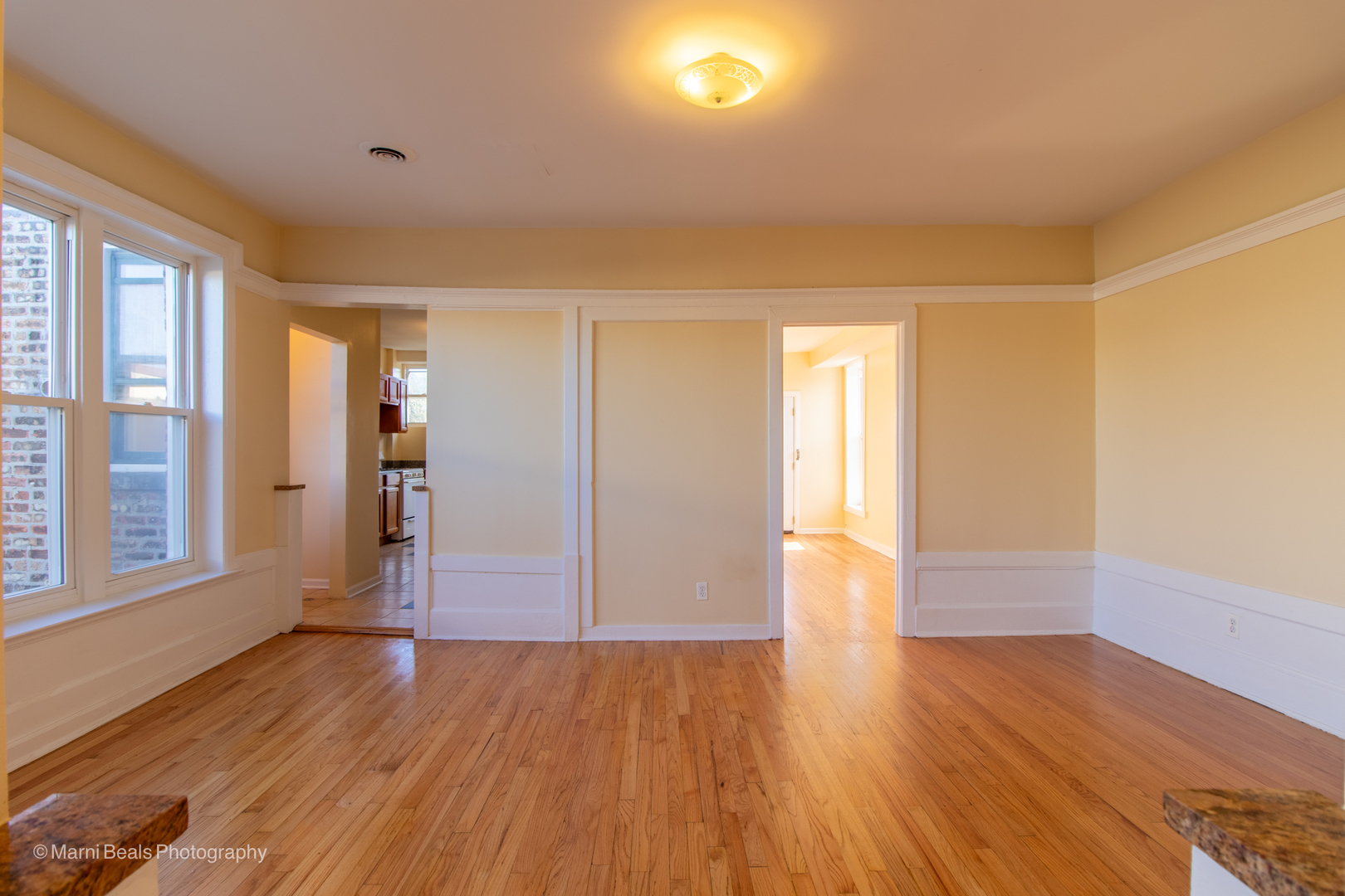 6541 S Woodlawn Avenue Property Photo 11