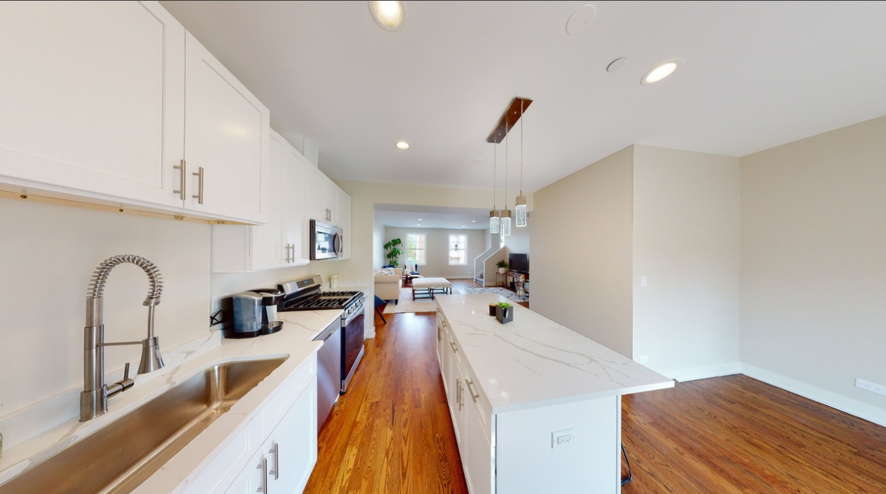 504 Highland Parkway Property Photo 10
